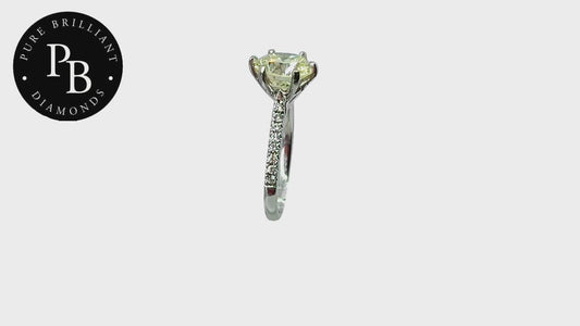 A Natural Light Yellow, Diamond 2.94ct VS1